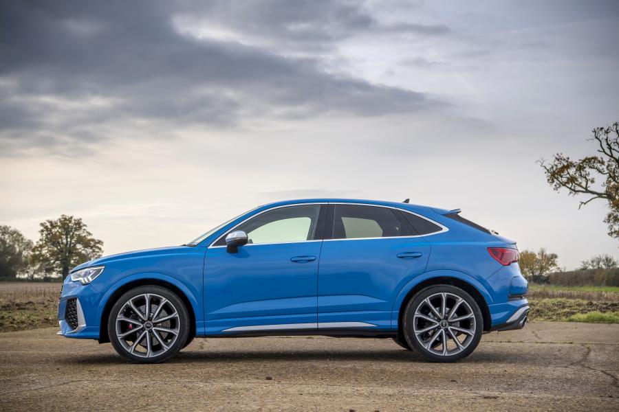  Audi RS Q3 Sportback 2019 года  (UK) (фото 25 из 71)